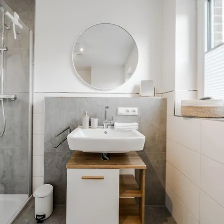 Kuesten Haus Grachtenwinkel Direkte Wasserlage, 2 Terrassen, 106qm, Neubaugebiet 펜션 *