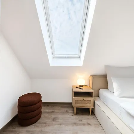 Kuesten Haus Grachtenwinkel Direkte Wasserlage, 2 Terrassen, 106qm, Neubaugebiet *