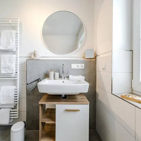 Küsten Haus Grachtenwinkel Direkte Wasserlage, 2 Terrassen, 106qm, Neubaugebiet Сasa de vacaciones Greetsiel