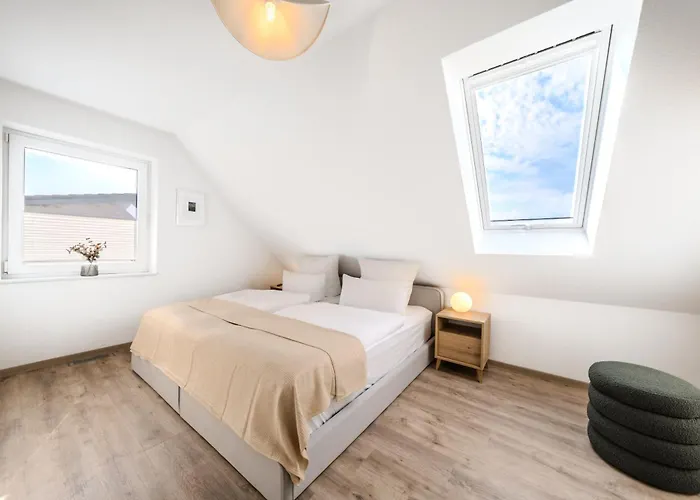 Dom wakacyjny Kuesten Haus Grachtenwinkel Direkte Wasserlage, 2 Terrassen, 106qm, Neubaugebiet *