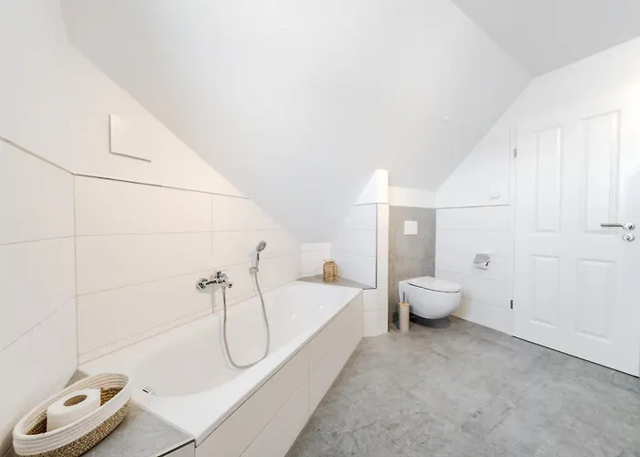 Kuesten Haus Grachtenwinkel Direkte Wasserlage, 2 Terrassen, 106qm, Neubaugebiet